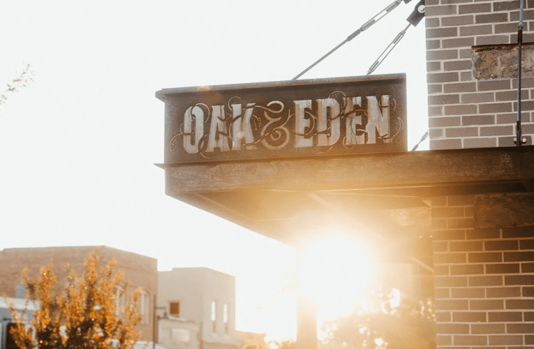 Dover: Best American Made Whiskey – Oak and Eden.